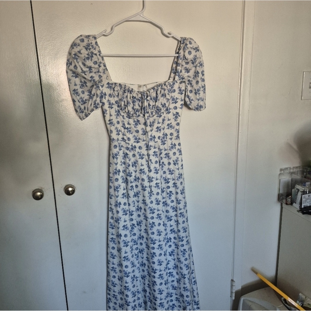 House of CB 'Tallulah' Blue Floral Puff Sleeve Midi Dress - Picture 8 of 11